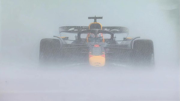 星空体育娱乐平台 F1圣保罗大奖赛：维斯塔潘雨战夺冠扩大积分优势