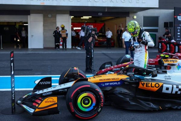 xingkong F1墨西哥城大奖赛排位赛：塞恩斯杆位！