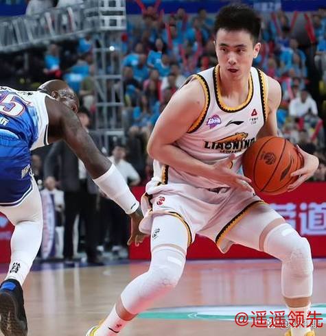 主教练摇头！CBA冠军6连败，2人20+难胜